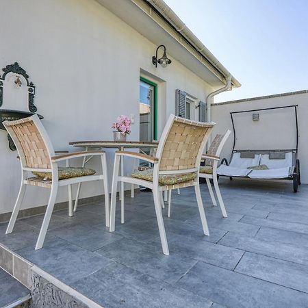 The Doors Boutique Apartments Mosonmagyarovar Bagian luar foto