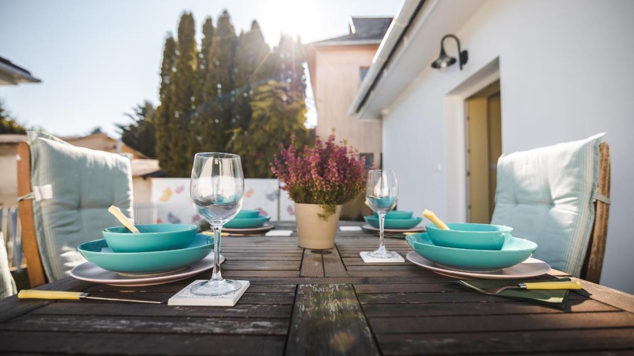 The Doors Boutique Apartments Mosonmagyarovar Bagian luar foto