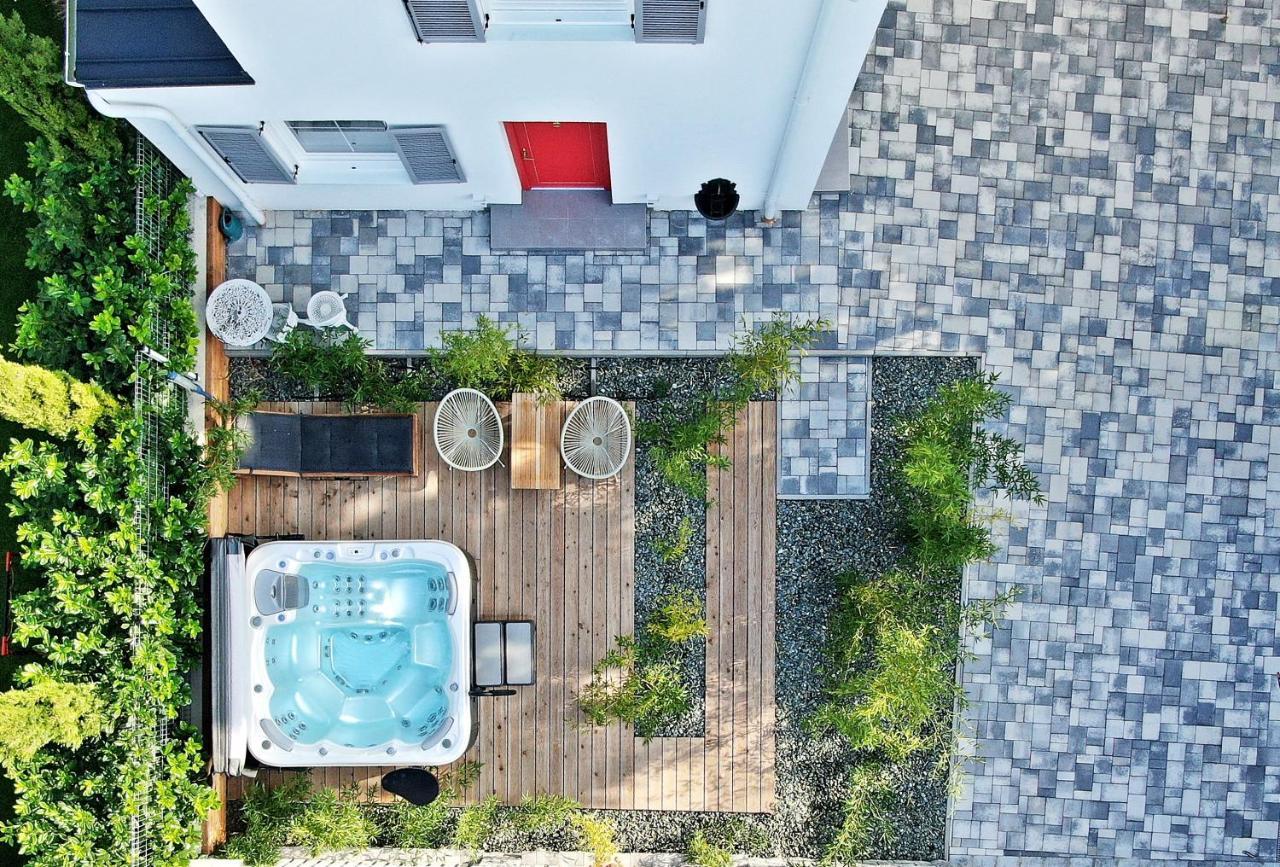 The Doors Boutique Apartments Mosonmagyarovar Bagian luar foto