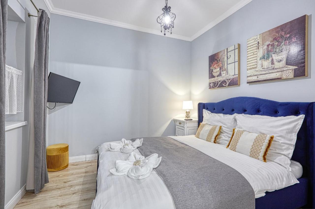 The Doors Boutique Apartments Mosonmagyarovar Bagian luar foto