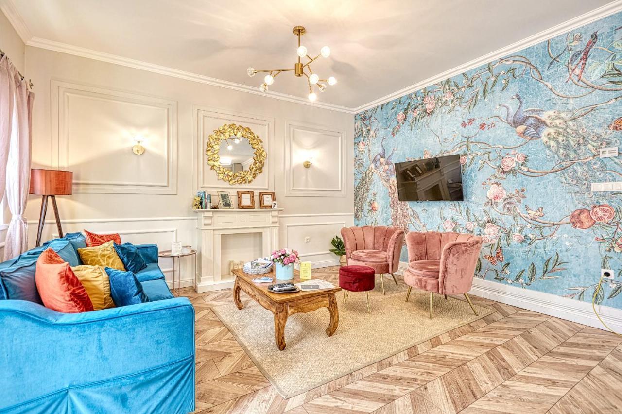 The Doors Boutique Apartments Mosonmagyarovar Bagian luar foto